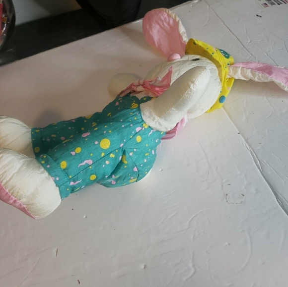 1993 Crayola Easter Bunny Hallmark Cards Plush - Picture 3 of 8